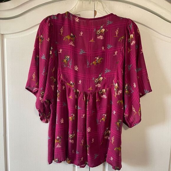 Roper Women's Peasant Blouse, Western Print with Leather Lace Neckline - Picture 4 of 10